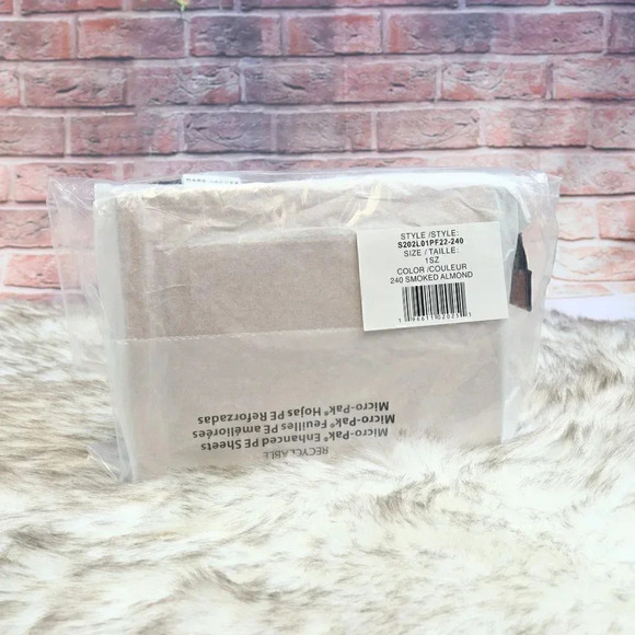 Marc Jacobs The Grind Leather Cosmetic Bag-S202L01PF22-240 - Picture 11 of 11